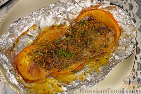 Рыба, запечённая с лимоном и апельсином