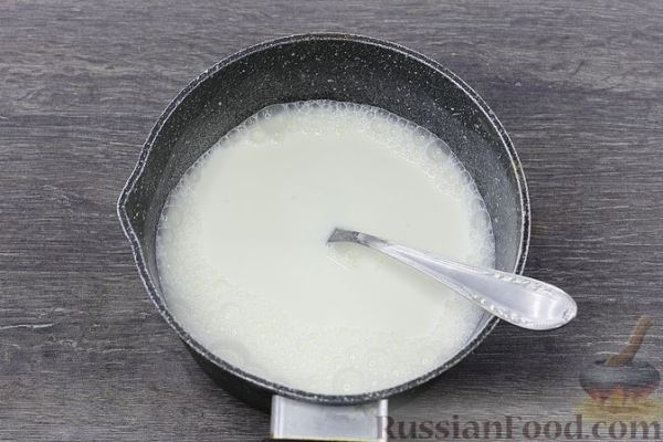 Караси, запечённые с луком и сметаной